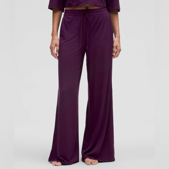 Lululemon Modal High-Rise Wide-Leg Lounge Pant‎ Dramatic Magenta Size 6 - Picture 1 of 6